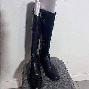 Black Knee-High Women's Riding Boots